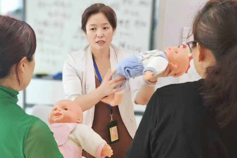 重庆早教育婴指导师报考费用多少钱？